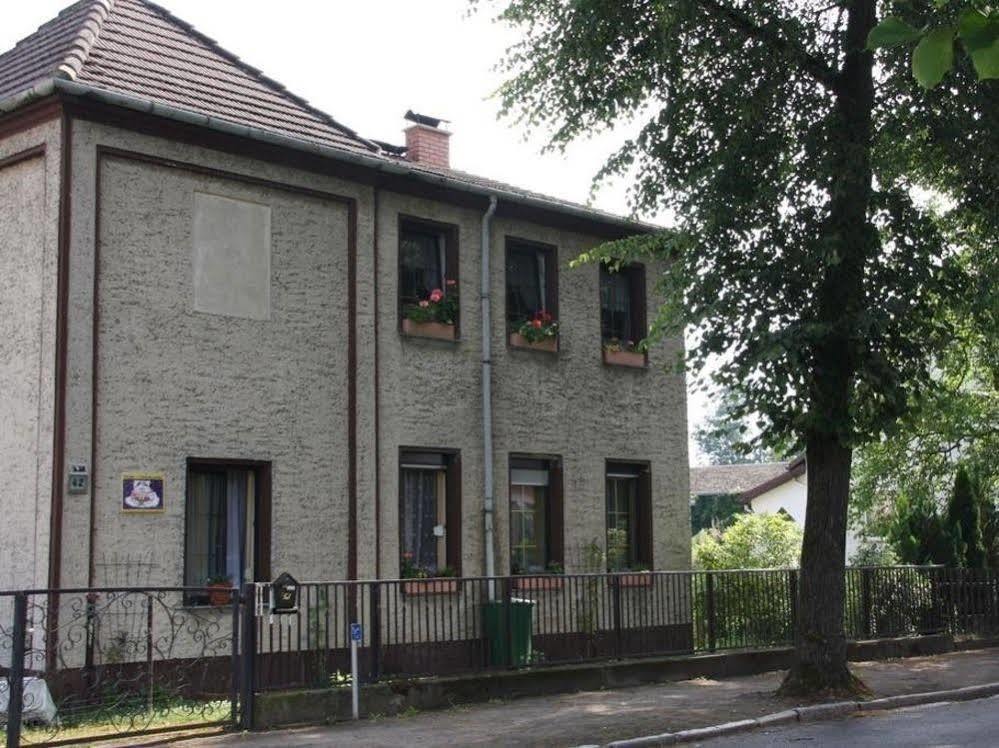 Hueblers-Schlafquartier Fürstenwalde Exterior foto